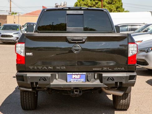 Used 2019 Nissan Titan SL w/ Midnight Edition AWD/4WD image 6