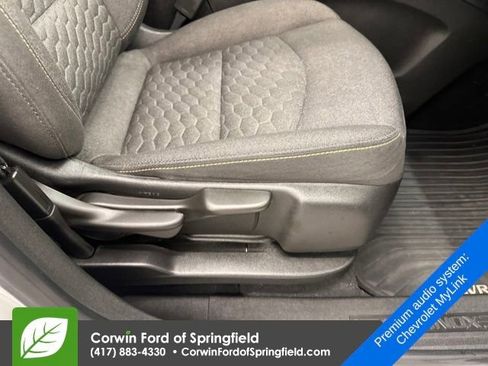 Used 2019 Chevrolet Equinox LT image 11