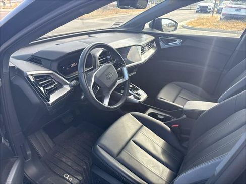 Used 2023 Audi Q4 e-tron Premium Plus w/ Premium Plus RWD image 5