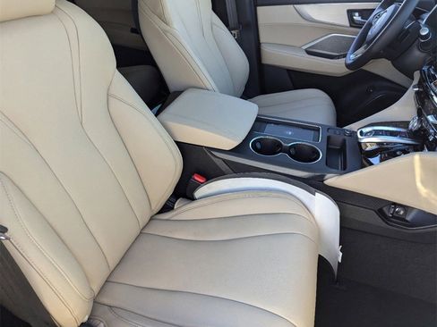 New 2026 Acura MDX SH-AWD image 33