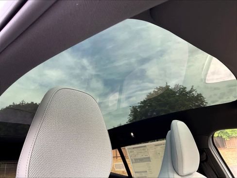 New 2026 Volvo EX30 Ultra w/ Protection Package Premier image 29