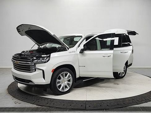 Used 2021 Chevrolet Tahoe High Country RWD image 11