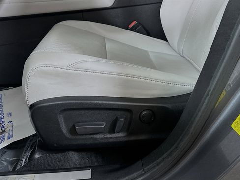 Used 2022 Lexus RX 350 350 w/ Premium Package image 19