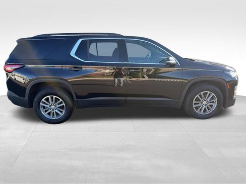 Used 2023 Chevrolet Traverse LT AWD/4WD image 9