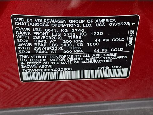 Used 2023 Volkswagen ID.4 Pro S AWD/4WD image 12