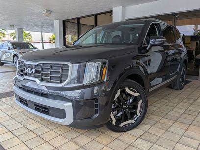 Used 2025 Kia Telluride S