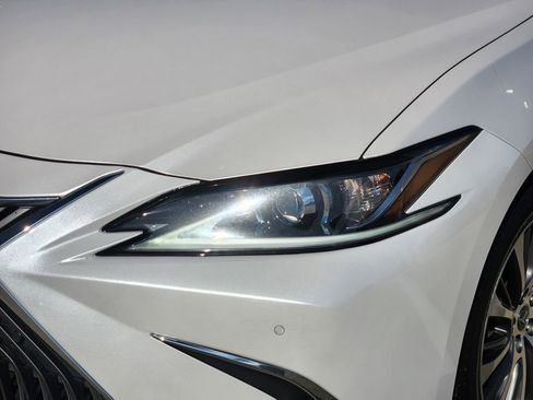 Used 2019 Lexus ES 350 w/ Premium Package FWD image 9