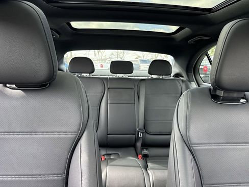 Used 2025 Mercedes-Benz C 300 C 300 image 27