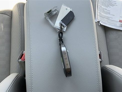 New 2025 Kia Sorento SX image 36