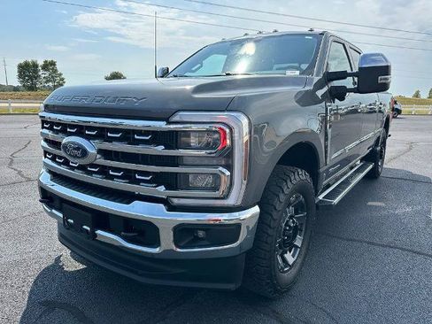 Certified 2025 Ford F250 Lariat w/ Chrome Package AWD/4WD image 4