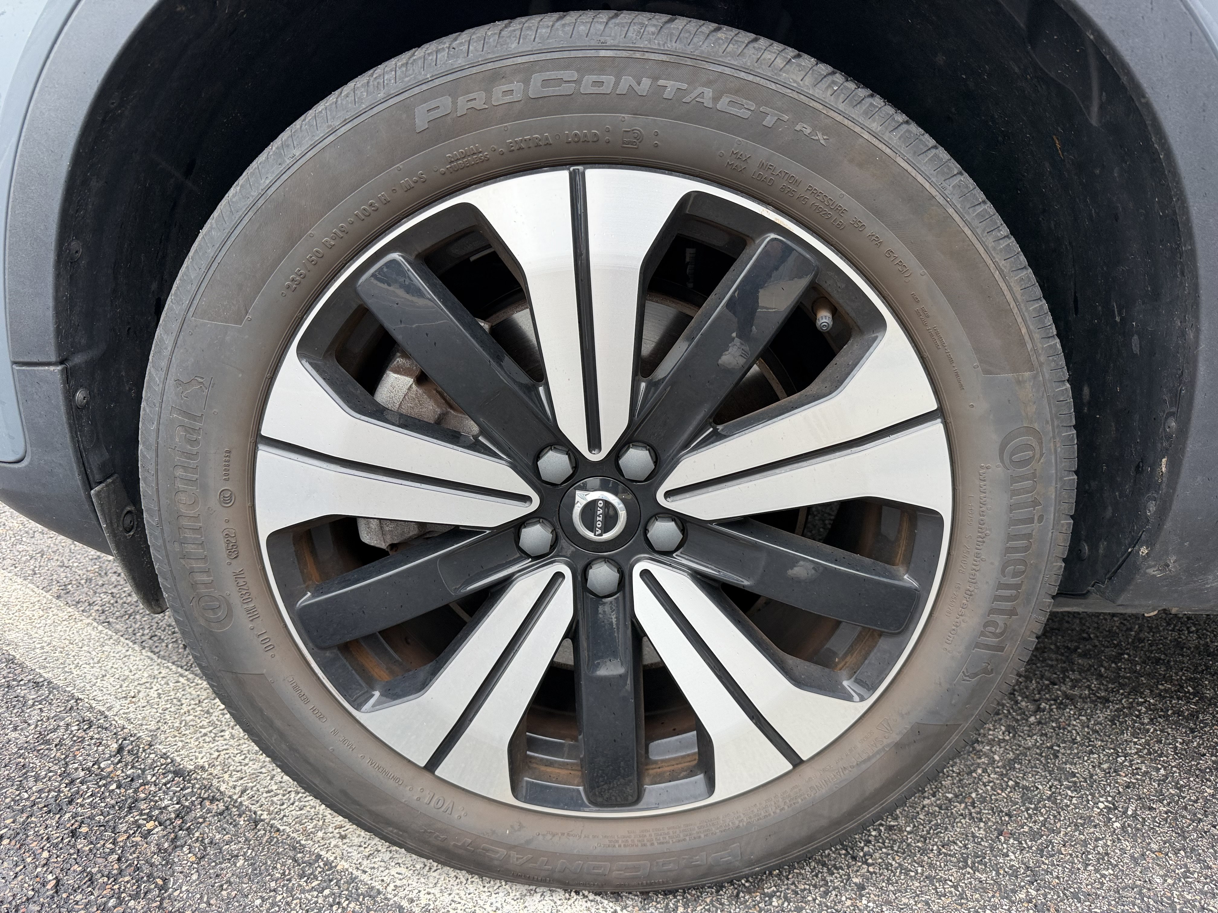 Used 2023 Volvo C40 P8 Recharge Plus AWD/4WD image 12