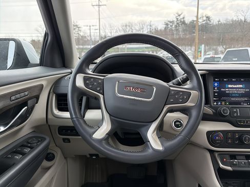 Used 2022 GMC Terrain Denali image 14