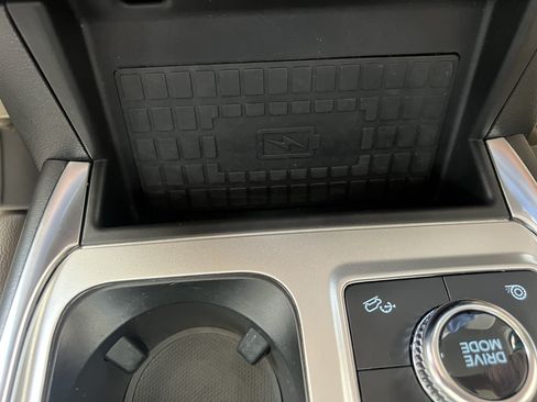 Used 2023 Ford Explorer Limited w/ Limited Technology Package AWD/4WD image 43