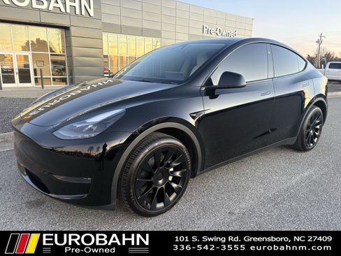 Used 2024 Tesla Model Y Long Range image 27