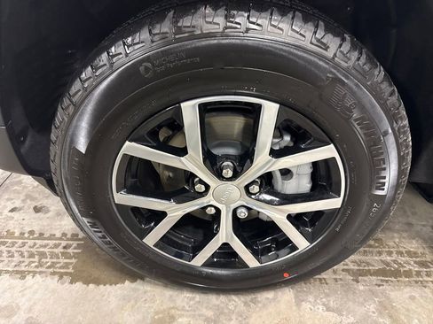 New 2025 Jeep Grand Cherokee Limited image 26