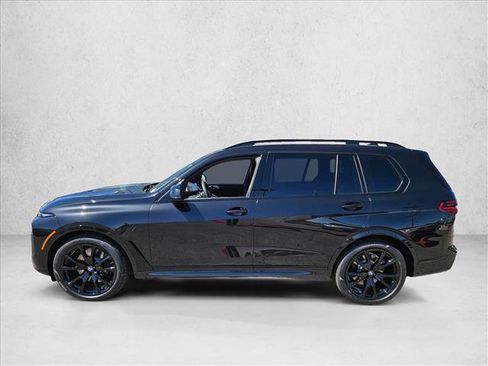 New 2027 BMW X7 xDrive40i w/ M Sport Package AWD/4WD image 5