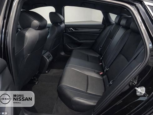 Used 2022 Honda Accord Sport image 12