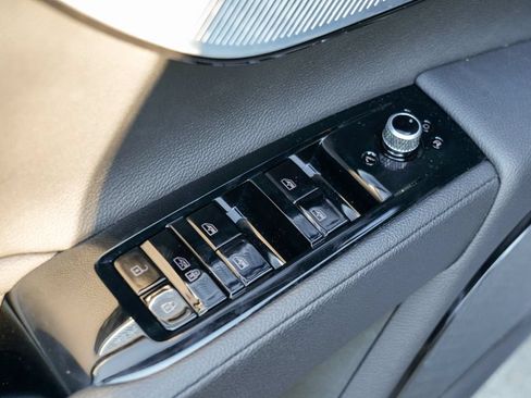 Used 2023 Maserati Grecale GT AWD/4WD image 19