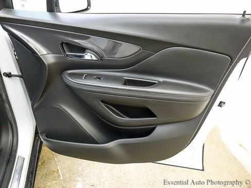 Used 2020 Buick Encore Preferred image 21