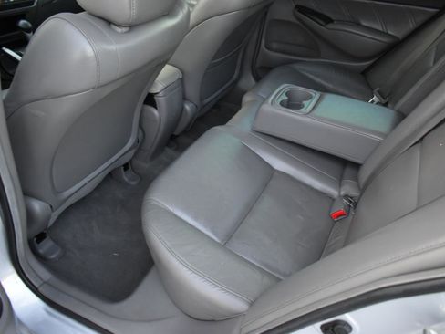 Used 2011 Honda Civic EX-L image 25