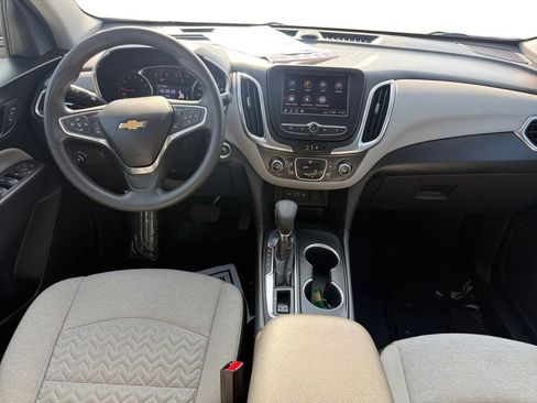 Certified 2022 Chevrolet Equinox LS w/ LS Convenience Package image 12