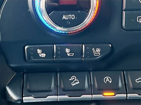 Used 2020 GMC Sierra 1500 SLT w/ SLT Premium Package image 19