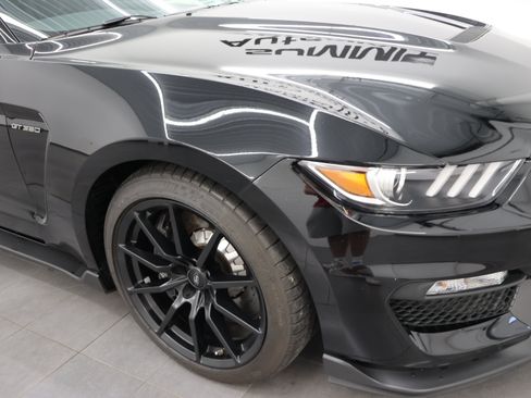 Used 2018 Ford Mustang Shelby GT350 w/ Electronics Package RWD image 25