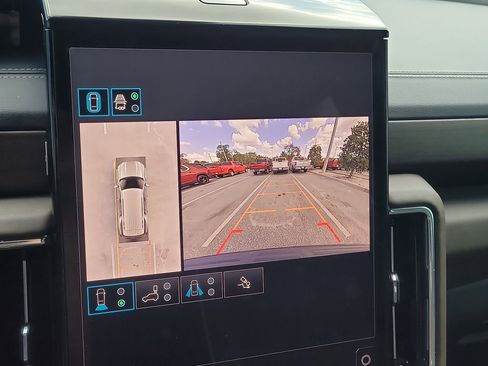 Used 2025 GMC Yukon Denali Ultimate image 28