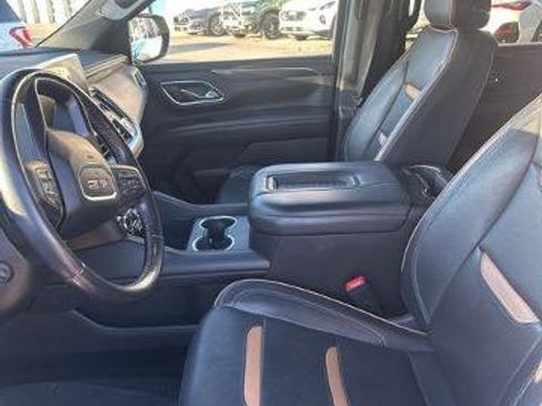 Used 2022 GMC Yukon XL AT4 image 16