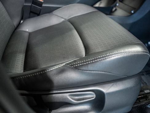 Used 2023 Toyota bZ4X Limited image 34