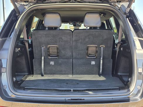 Used 2022 Jeep Grand Cherokee L Laredo RWD image 24