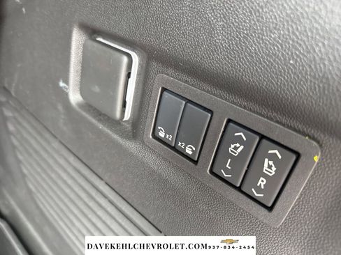 Used 2025 Chevrolet Tahoe LT w/ Comfort Package image 25