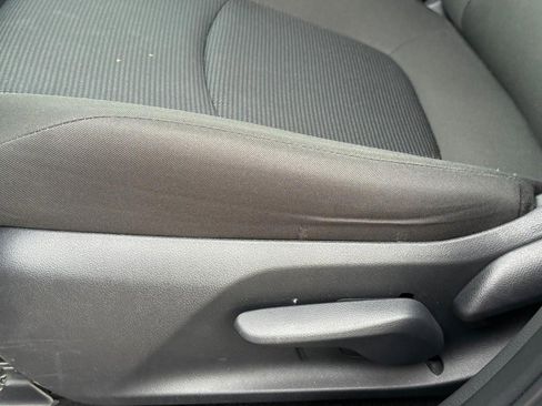 Used 2025 Toyota RAV4 LE image 20