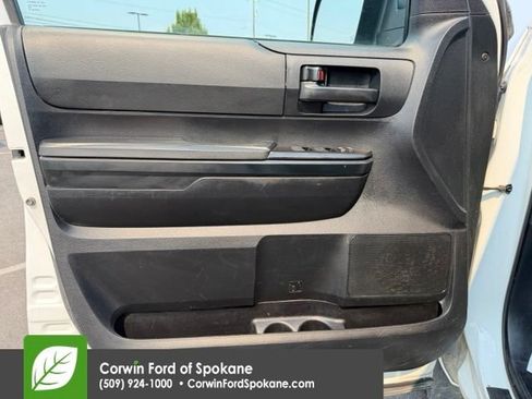 Used 2017 Toyota Tundra SR AWD/4WD image 18