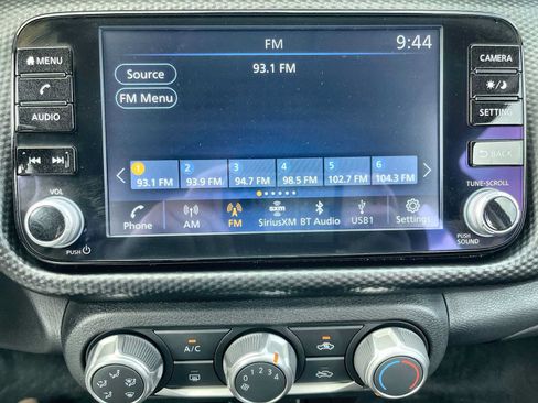 Used 2023 Nissan Kicks SV FWD image 12