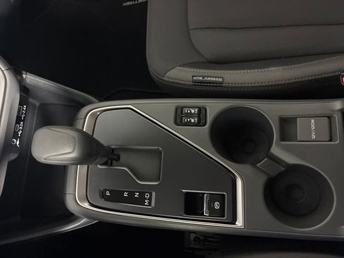 Used 2025 Subaru Crosstrek 2.0i Premium image 20