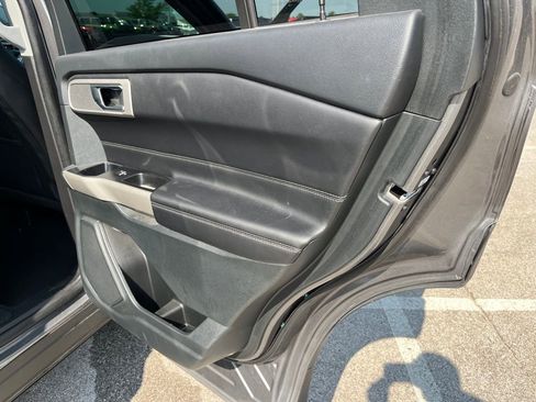 Used 2023 Ford Explorer XLT w/ Equipment Group 202A image 16