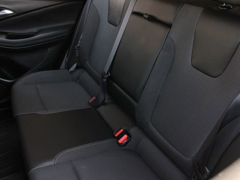 Used 2022 Buick Encore GX Select w/ Sport Touring Package AWD/4WD image 29