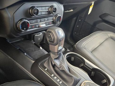 New 2026 Ford Bronco Outer Banks AWD/4WD image 14