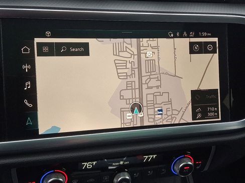 Used 2025 Audi Q3 2.0T Premium Plus w/ Premium Plus Package image 17