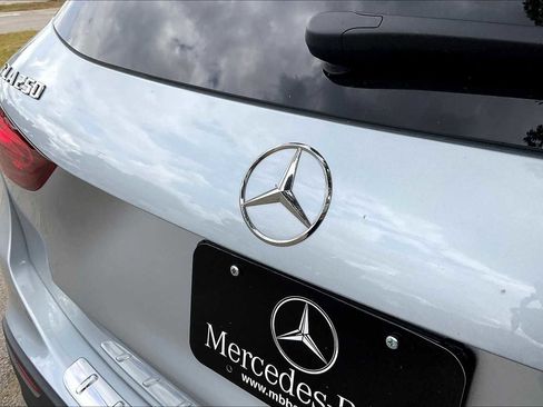 Certified 2025 Mercedes-Benz GLA 250 image 26