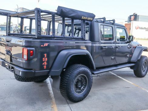 Used 2022 Jeep Gladiator Mojave w/ Cold Weather Group AWD/4WD image 5