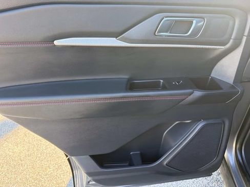 Certified 2025 Ford Explorer ST-Line AWD/4WD image 22