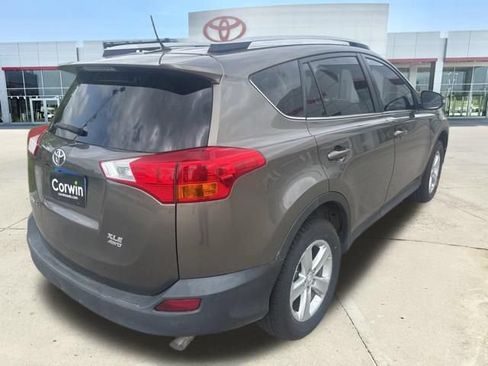 Used 2013 Toyota RAV4 XLE AWD/4WD image 3