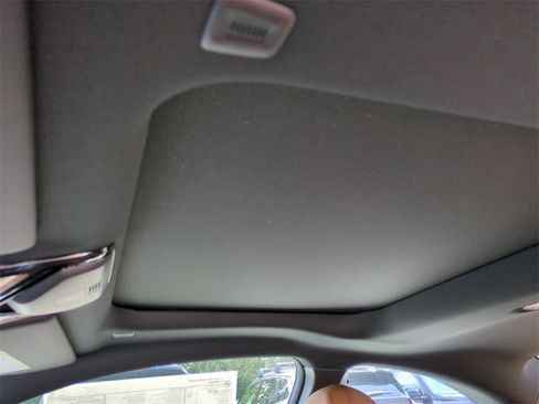 New 2025 BMW 230i Coupe w/ Premium Package image 18