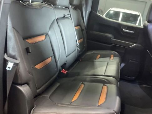 Used 2020 GMC Sierra 1500 AT4 w/ AT4 Premium Package image 18