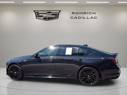 Certified 2022 Cadillac CT5 V w/ Premium Package AWD/4WD image 7