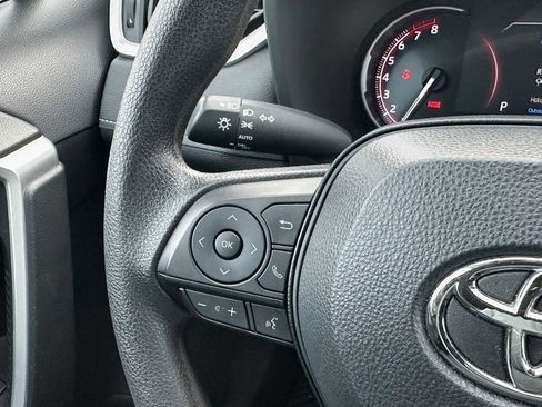 Used 2024 Toyota RAV4 XLE image 33