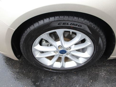 Used 2019 Ford Fusion SEL image 11