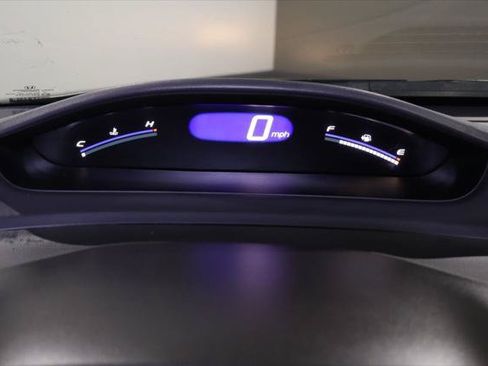 Used 2011 Honda Civic DX-VP image 17